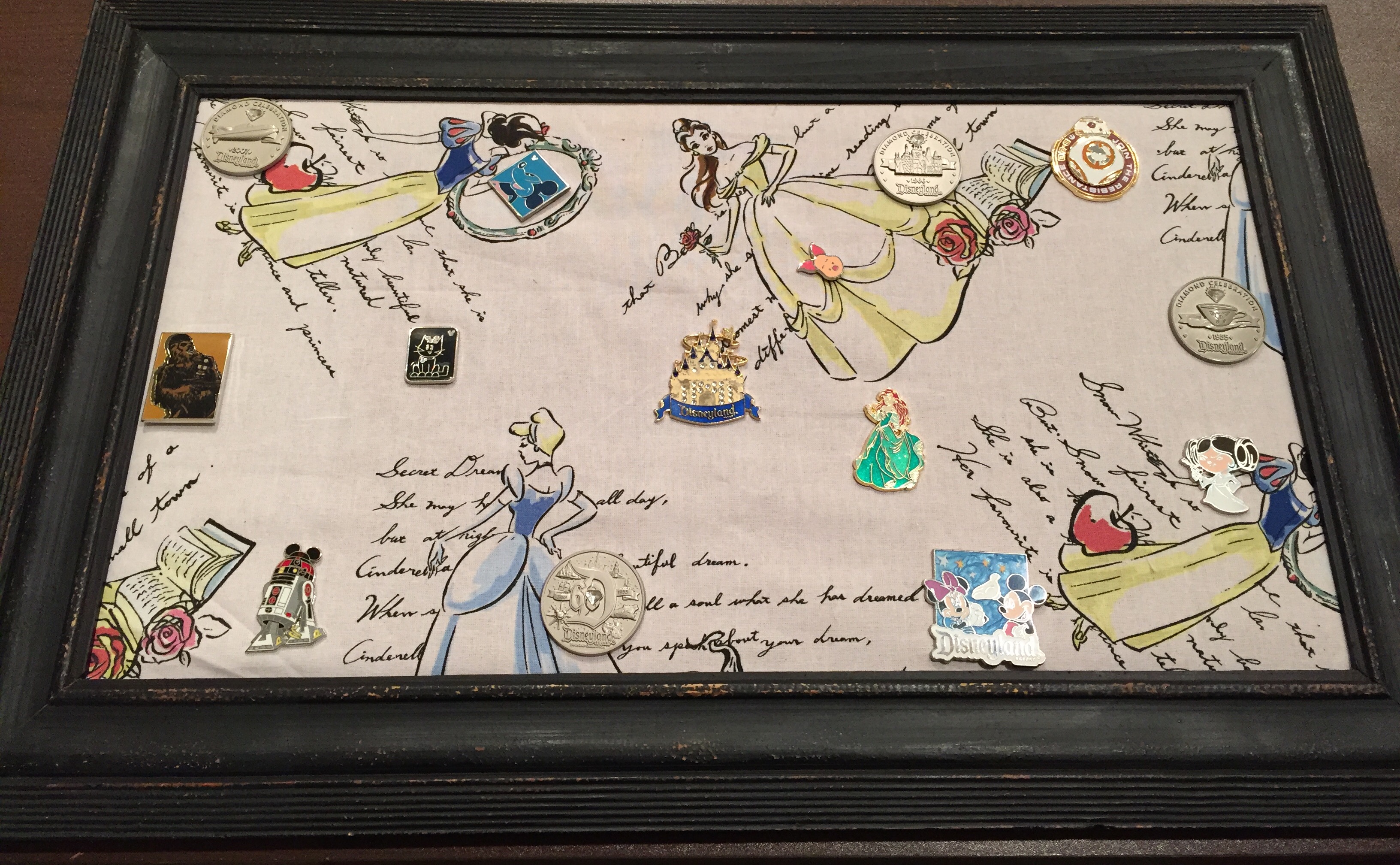 Custom Disney Pin Trading Display Board Dot Matrix with Stereo Sound